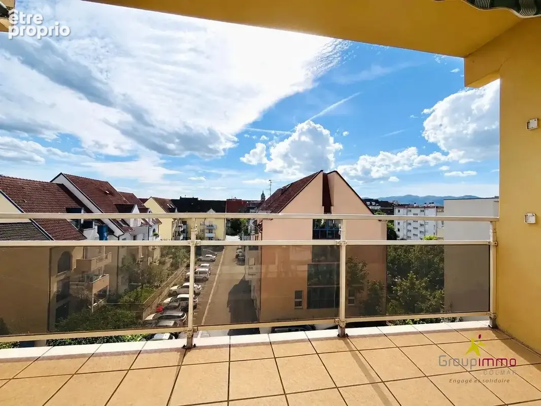Appartement 4 pièces - 100m² - balcon, parking, cave - photo 2