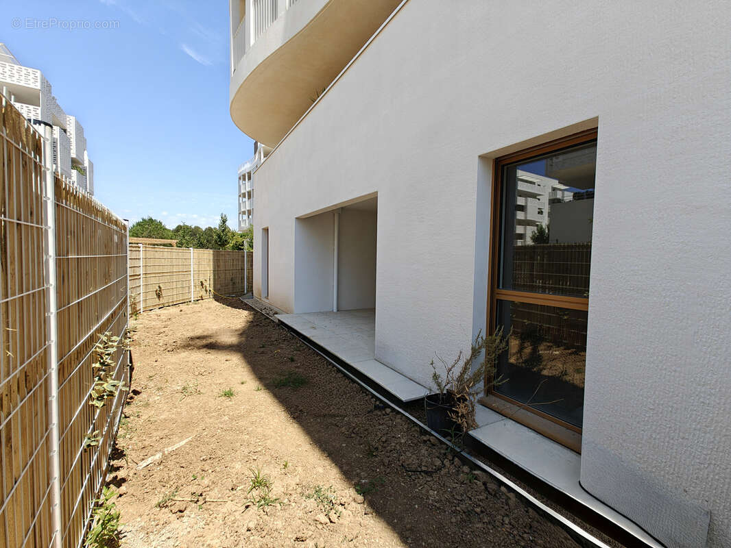 T4 88 m2 avec Jardin de 44 m2 - Disponible immédiatement - photo 16