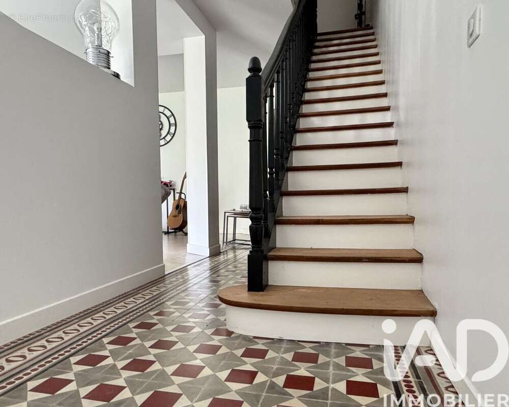 Maison 170 m² à Madirac  - photo 6