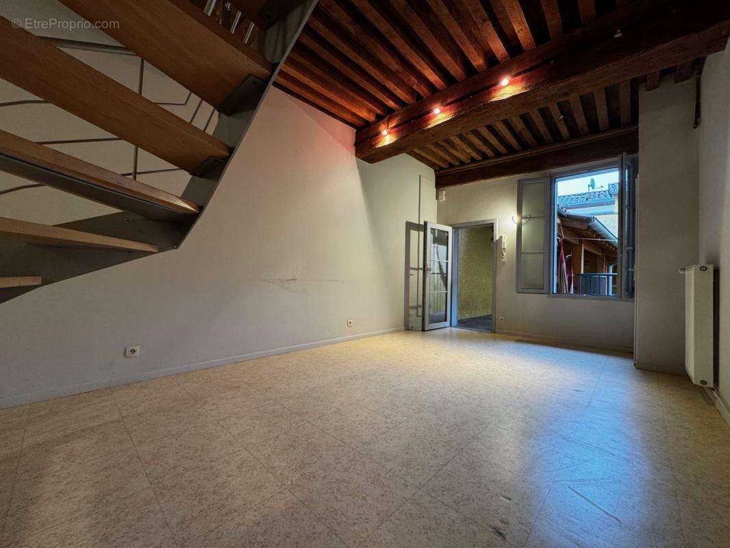 Appartement à PONT-DE-VAUX
