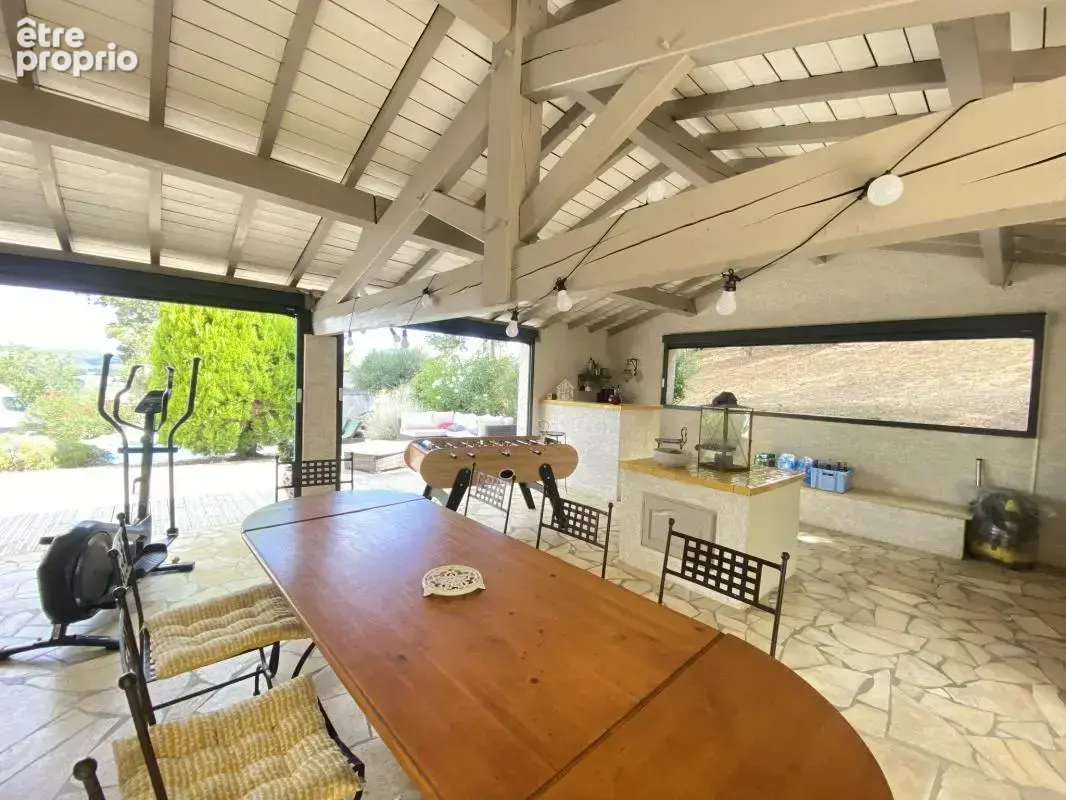 Belle villa de 166 m2 avec piscine , terrain 12730 m2 - photo 13
