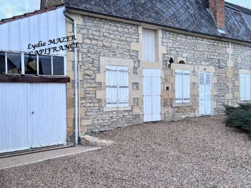 Maison à URZY