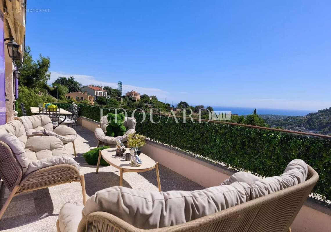 Splendide propriété de 300 m² en excellent état avec home cinéma, superbe piscine et pool house - photo 7