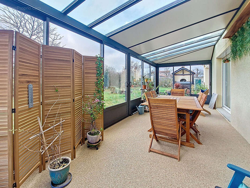 Maison à BOISSET-LES-MONTROND