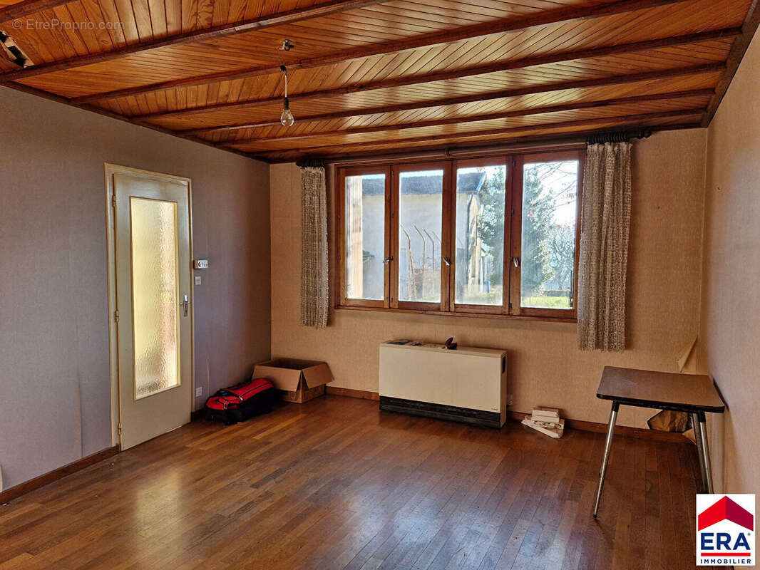 Maison à LES AVENIERES