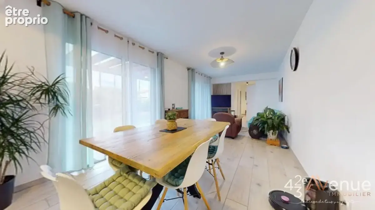 Appartement 4 pièces 87 m² à vendre à Monistrol-Sur-Loire (43120) - photo 2