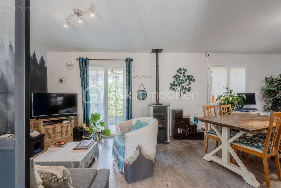 Maison 3 chambres possible 4 avec garage proche commodites au calme et sans vis a vis - photo 10
