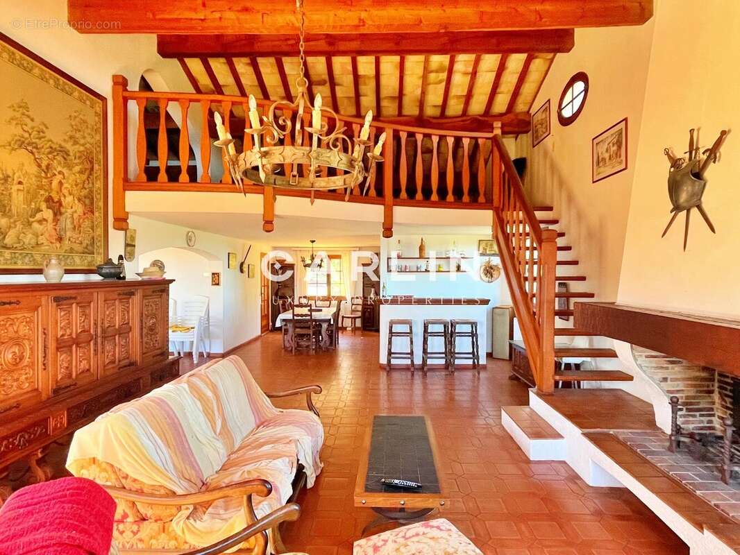 Maison à RAMATUELLE