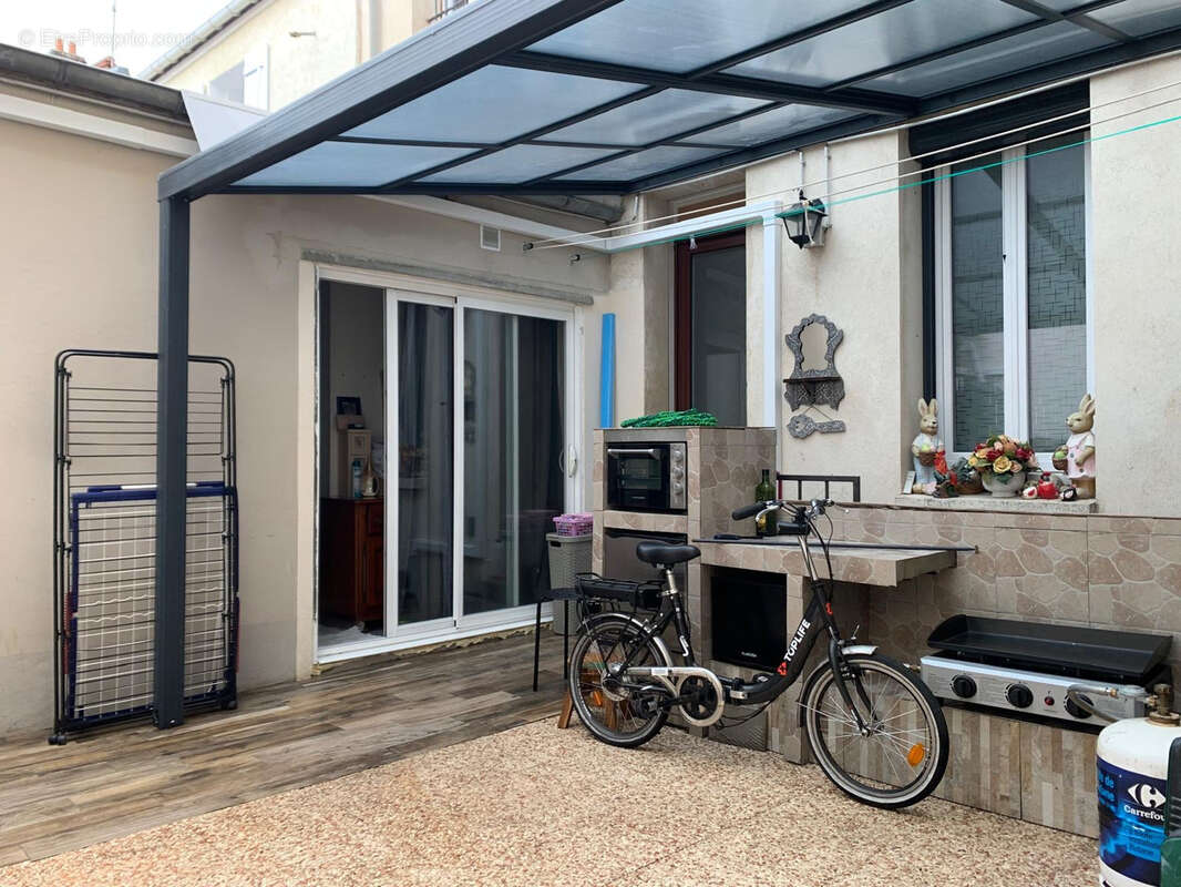 Maison à LES MUREAUX