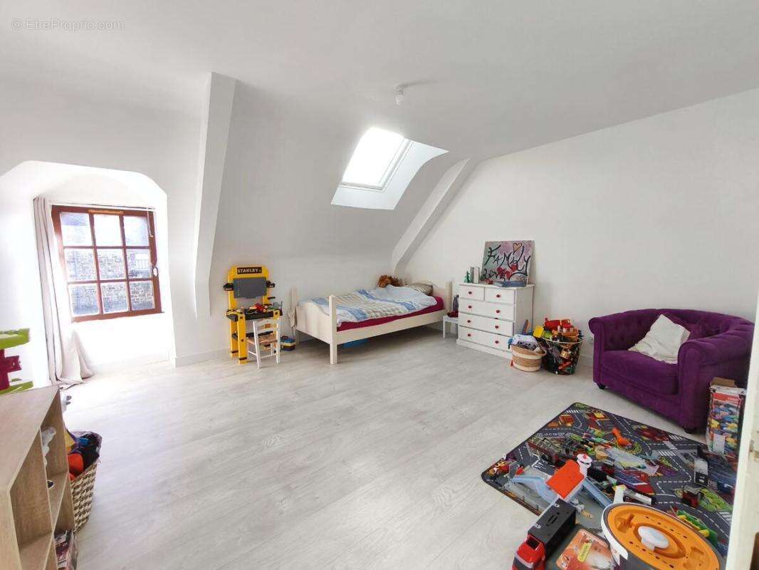 Maison 103 m² à Peaule  - photo 5