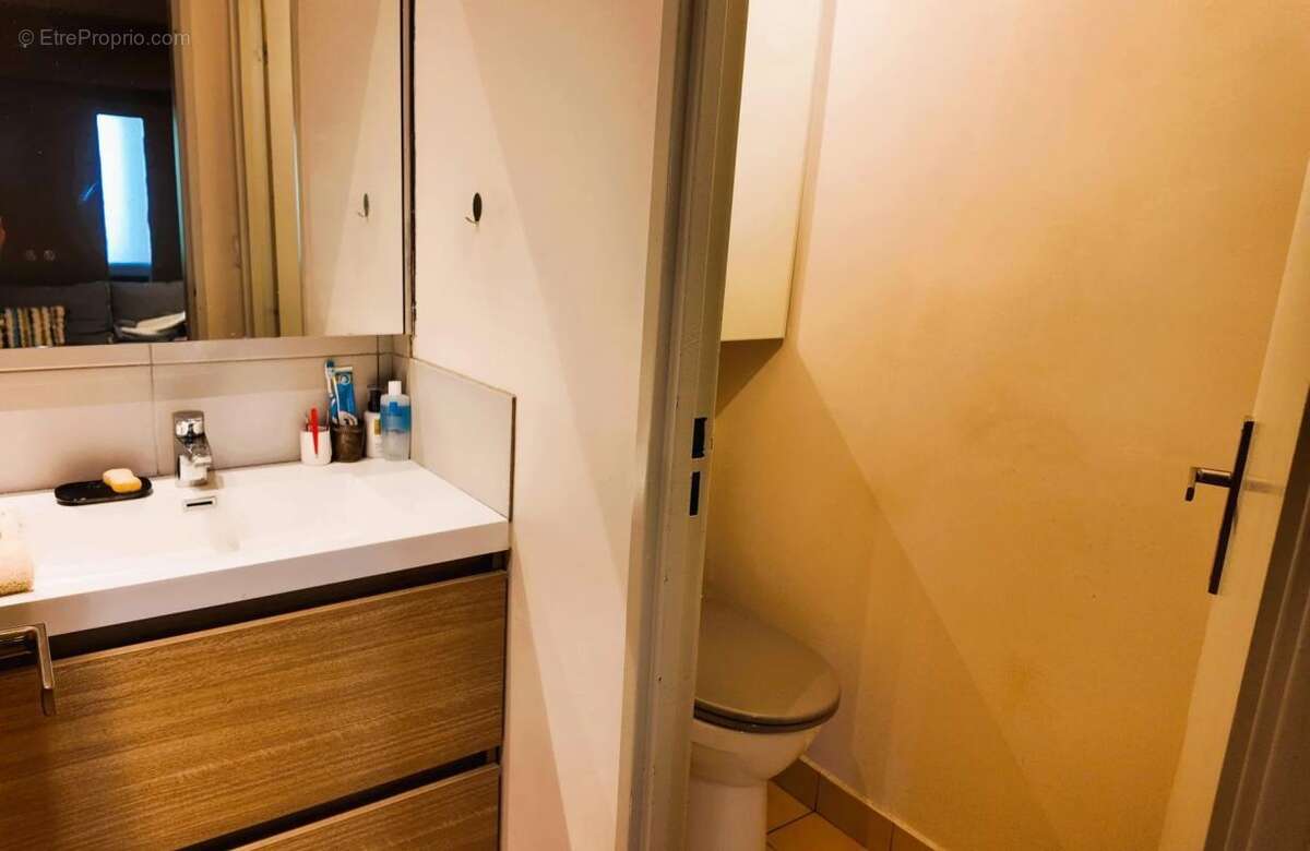 Appartement à PARIS-15E