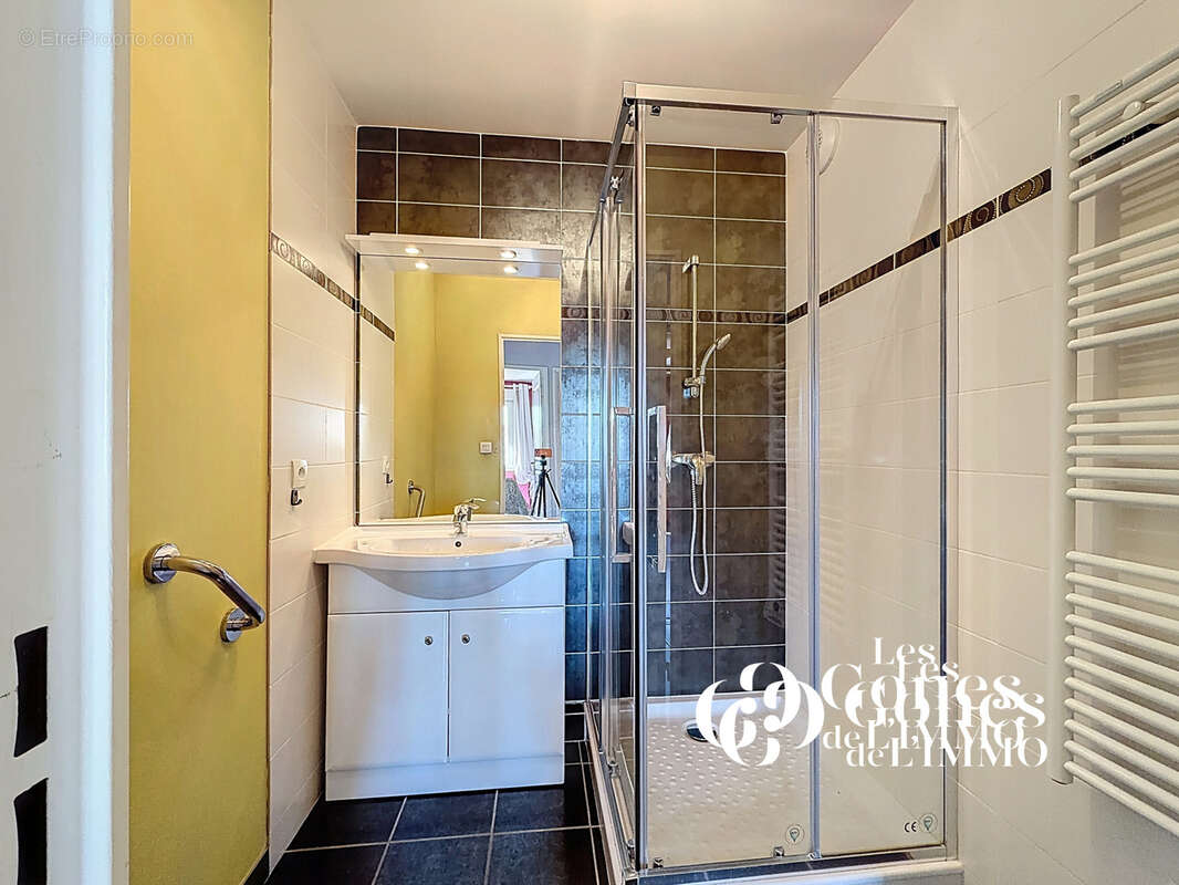 Appartement à CRAPONNE
