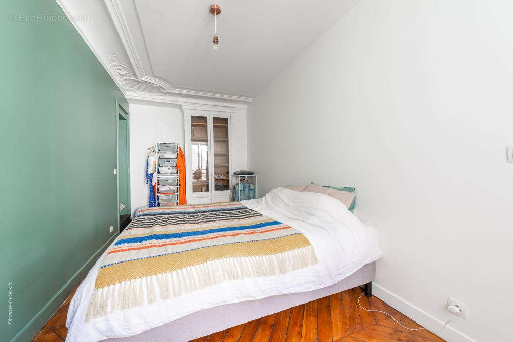 Appartement à PARIS-3E