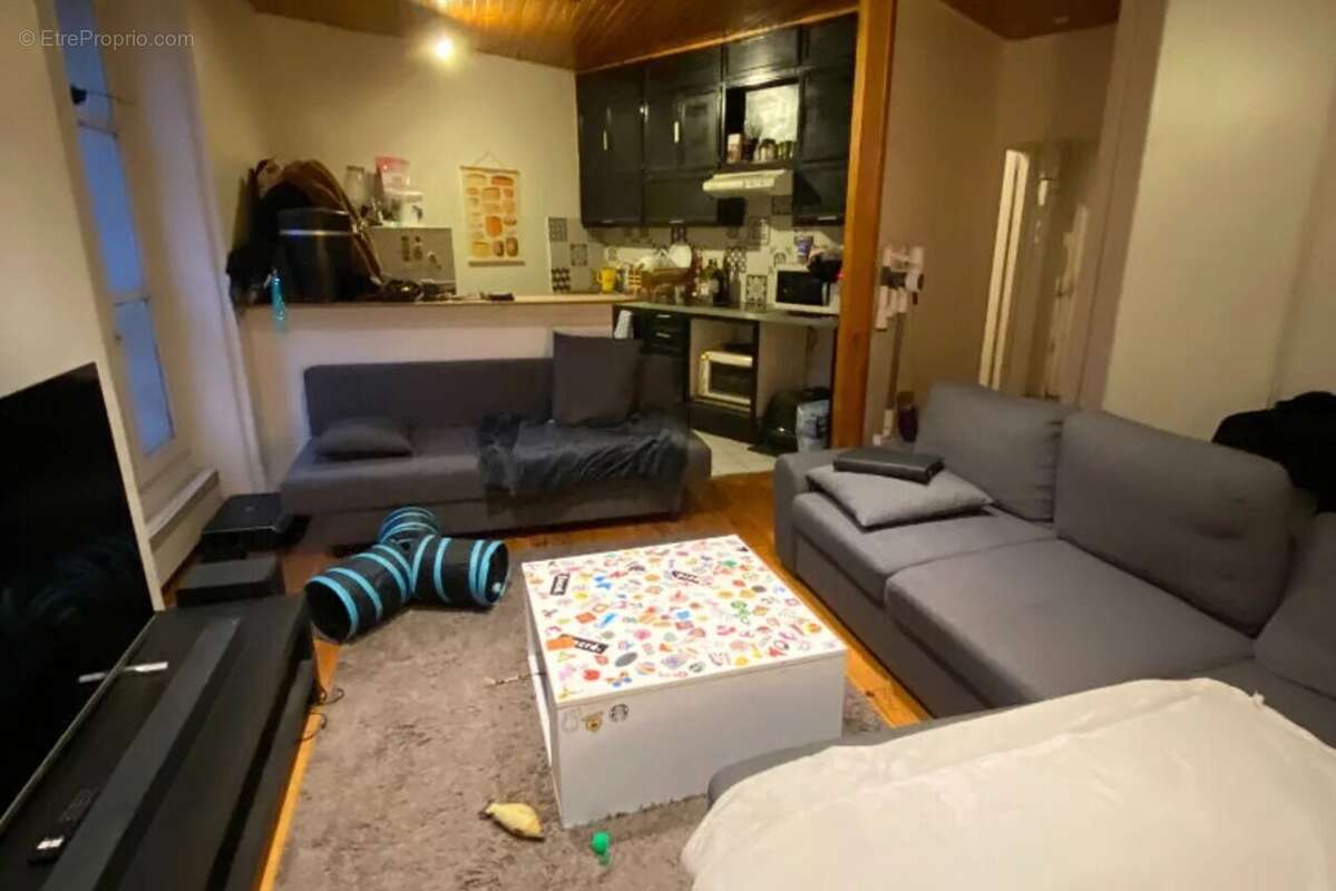Appartement à SAINT-MAUR-DES-FOSSES