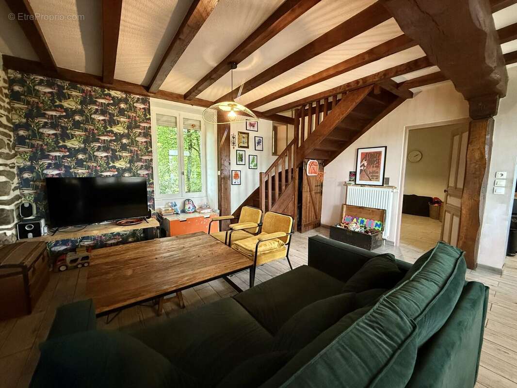 Maison à LES BRULAIS