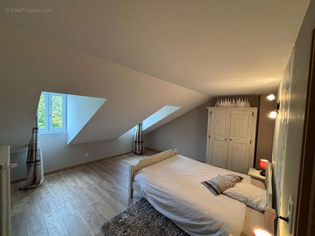 Maison à CHARLEVILLE-MEZIERES