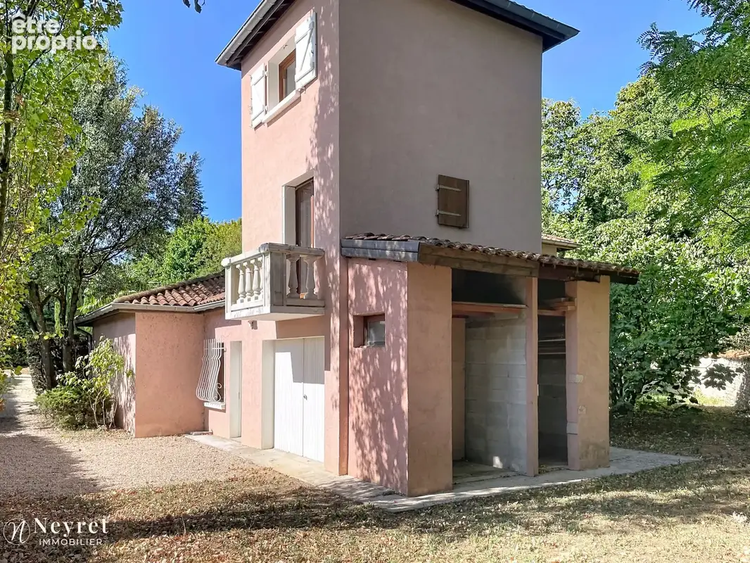 SAINT GENIS LAVAL - la Chapelle aux Paons - Maison familiale - 6 pièces - Terrain de 1072 m2 - 5 chambres - photo 25