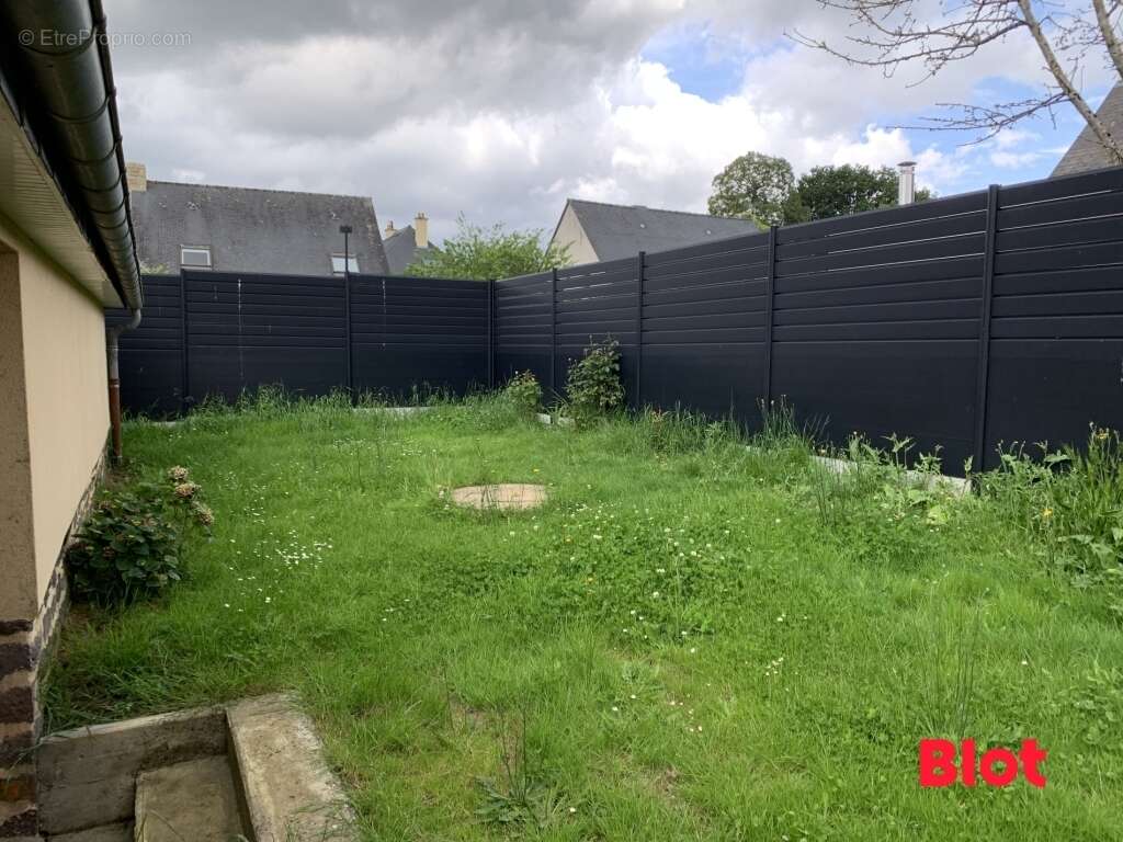 Maison à SAINT-GILLES