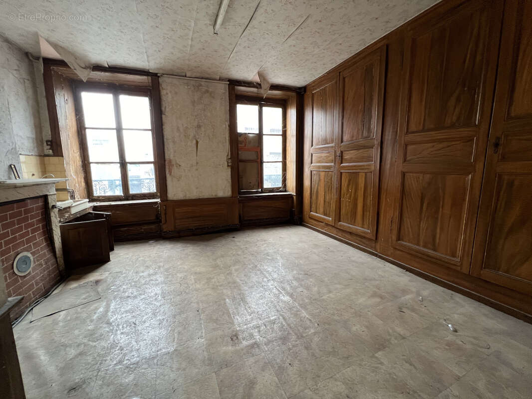 Appartement à AMBERT