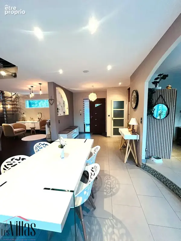 Magnifique maison familiale avec piscine, sauna et vaste terrain - photo 7