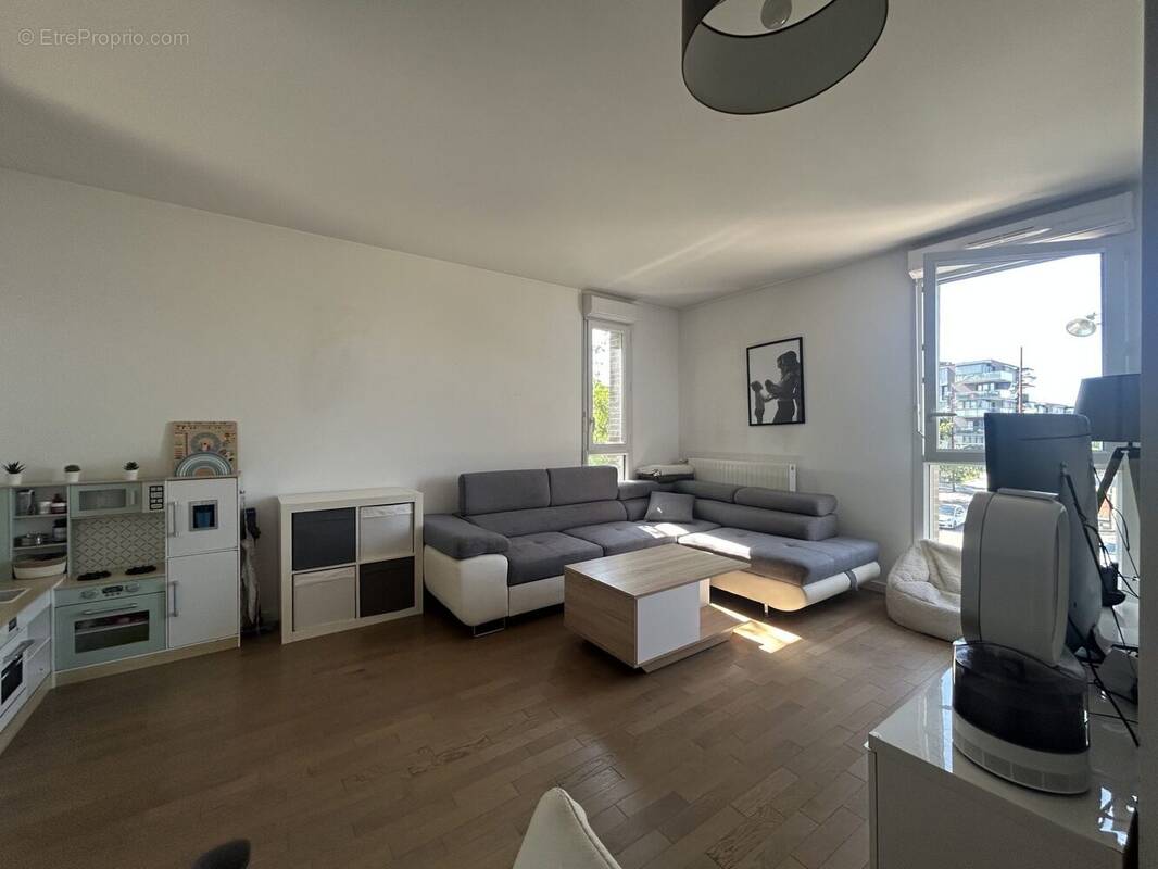 Appartement à BOIS-D'ARCY