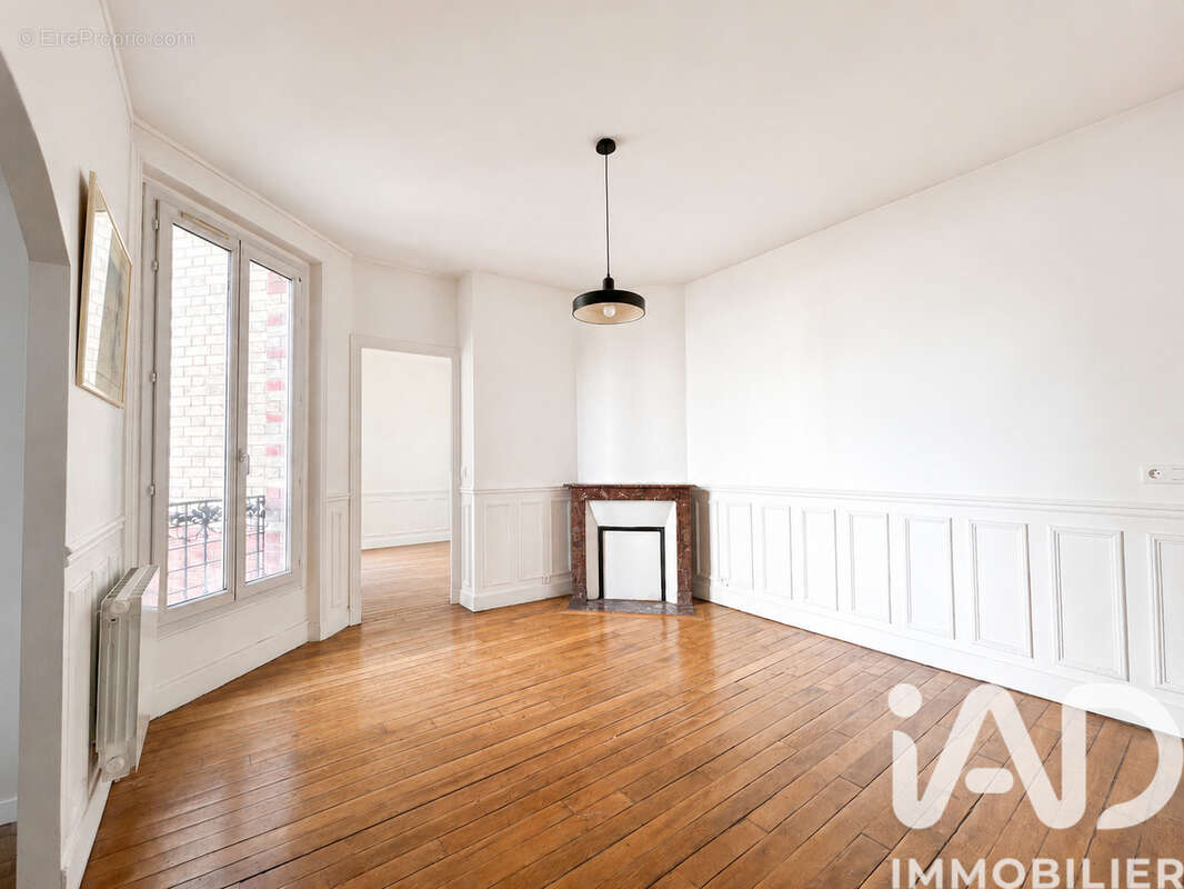 Photo 2 - Appartement à PARIS-19E