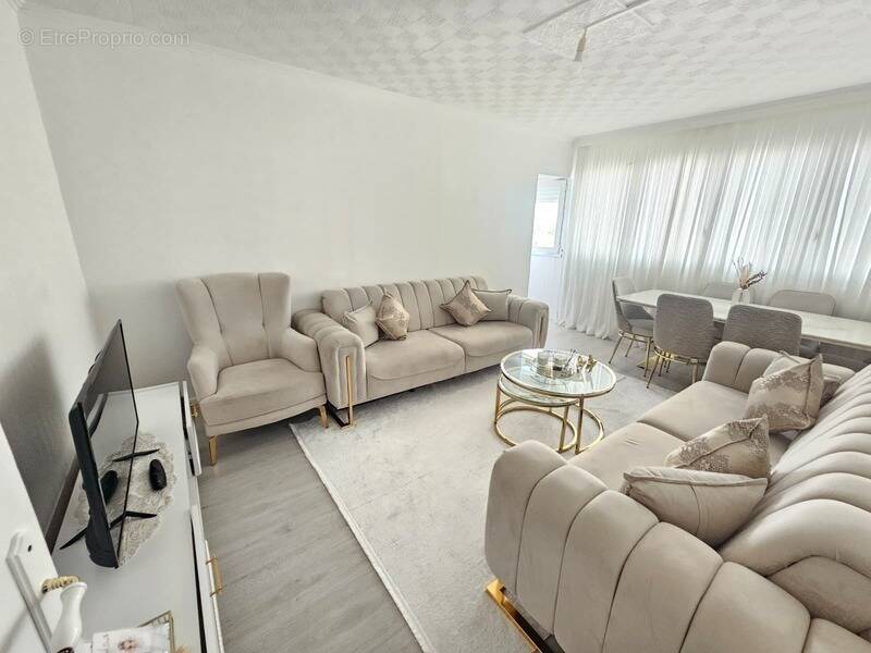 Appartement à RIS-ORANGIS