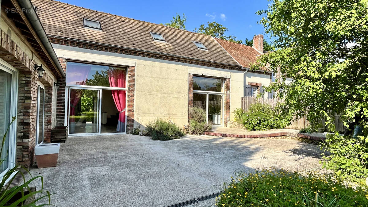 Maison à CHALMAISON