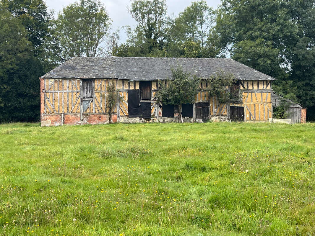 Maison de maître au fond d'une allée au calme avec annexes - photo 29