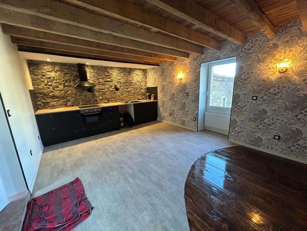 Maison à ROQUECOURBE