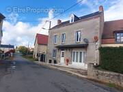 Maison à SAINT-SILVAIN-SOUS-TOULX