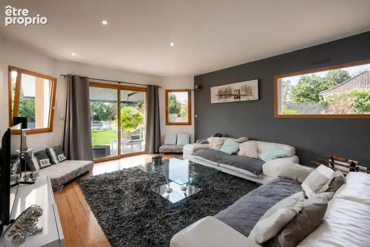 Maison de 7 pièces de 167 m² à Pornic avec piscine - photo 3