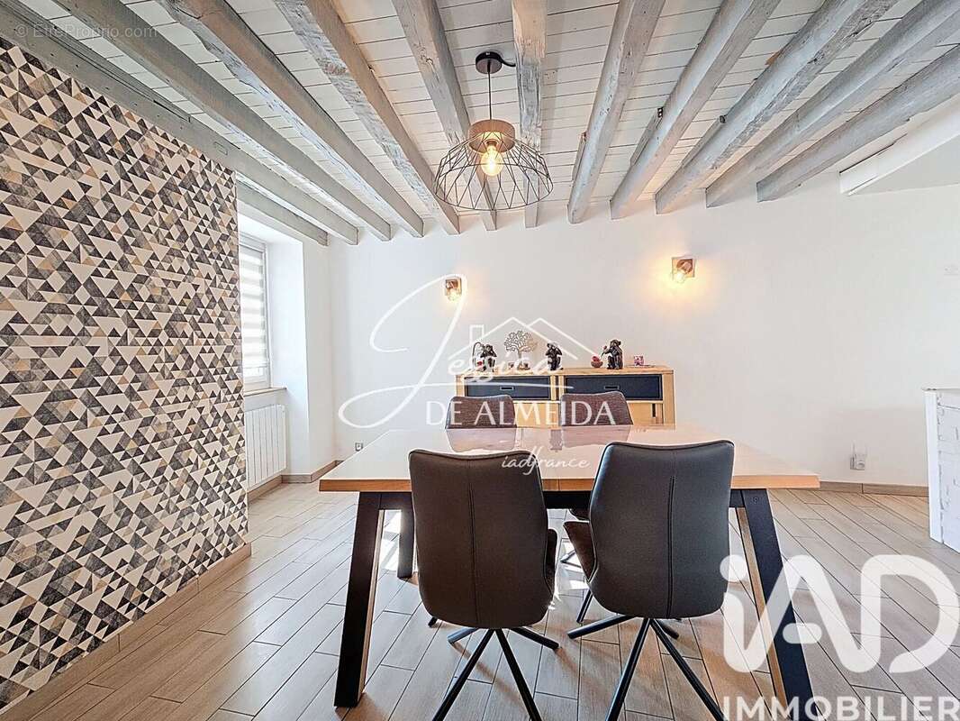 Maison 80 m² à Ermenonville  - photo 4