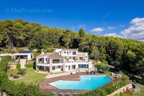 Maison à MOUGINS