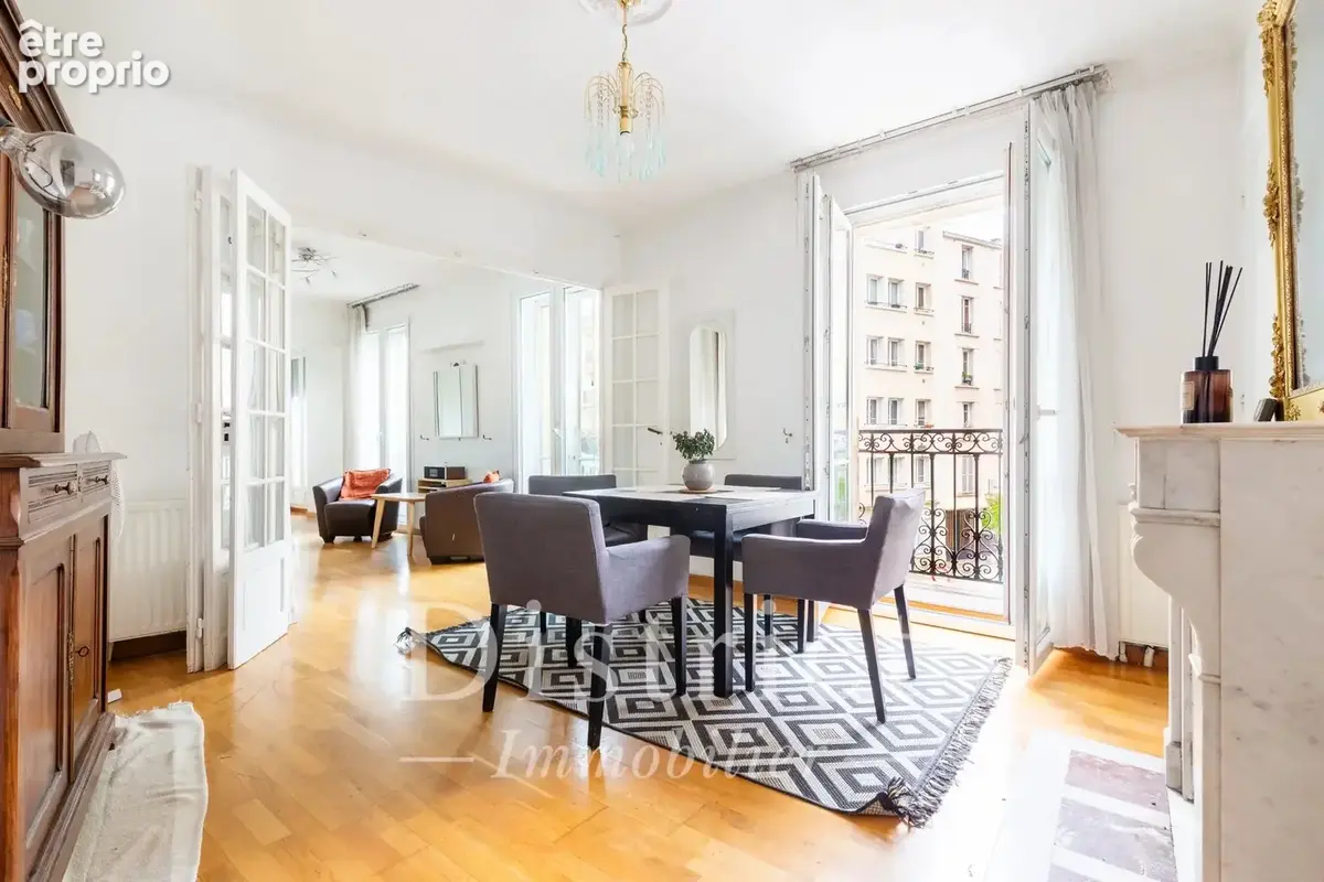 Place Monge. 3 pièces de 53m². Vue dégagée. Balcon! - photo 3