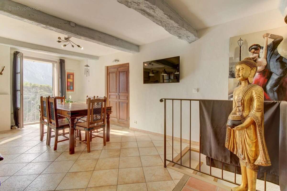 Maison à MALAUSSENE