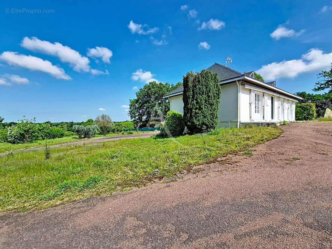 Maison à ECOUFLANT