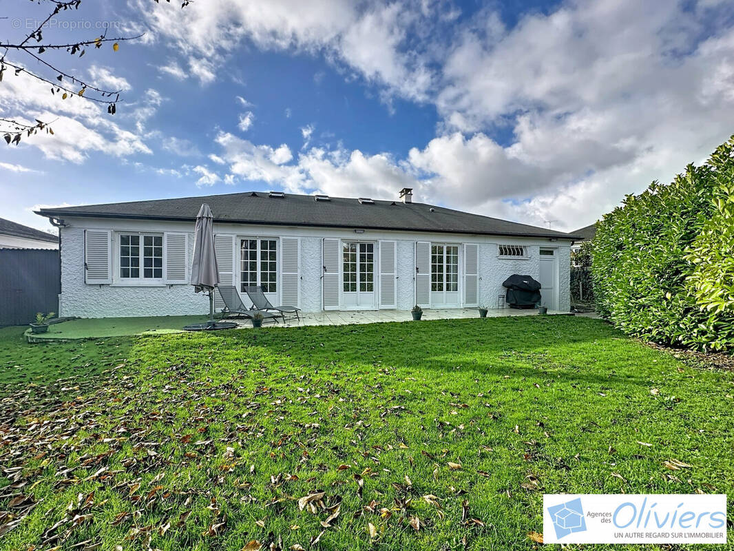 Maison à CERNAY-LA-VILLE