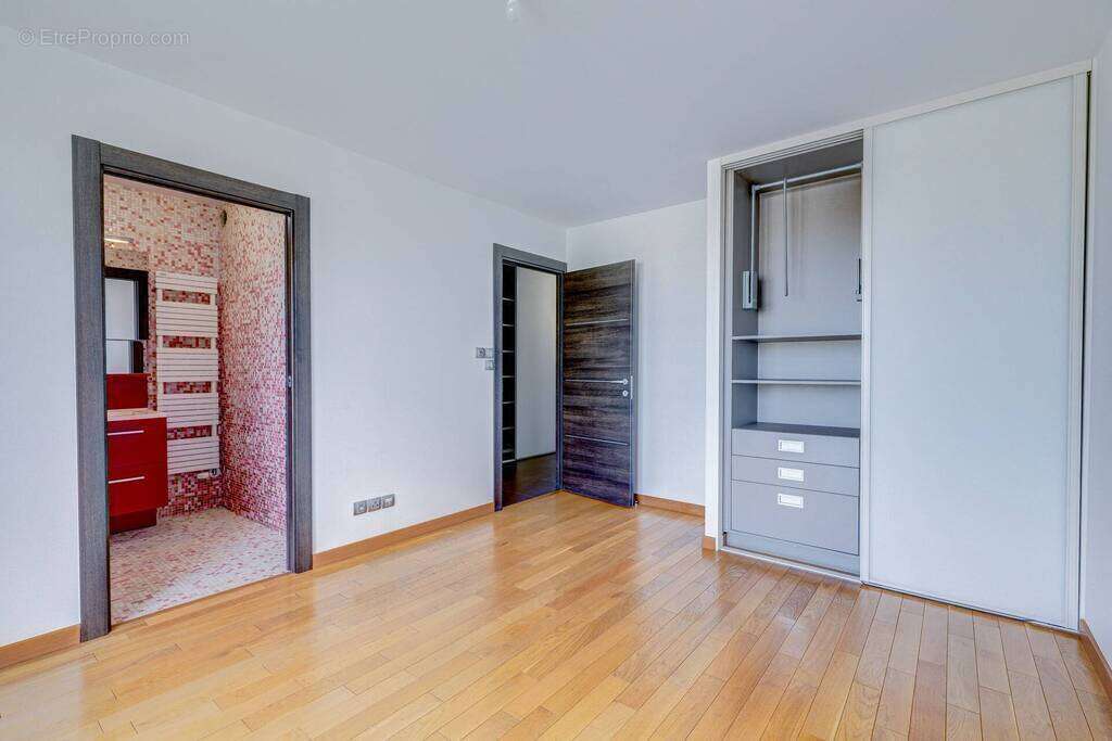 Appartement à ORNEX