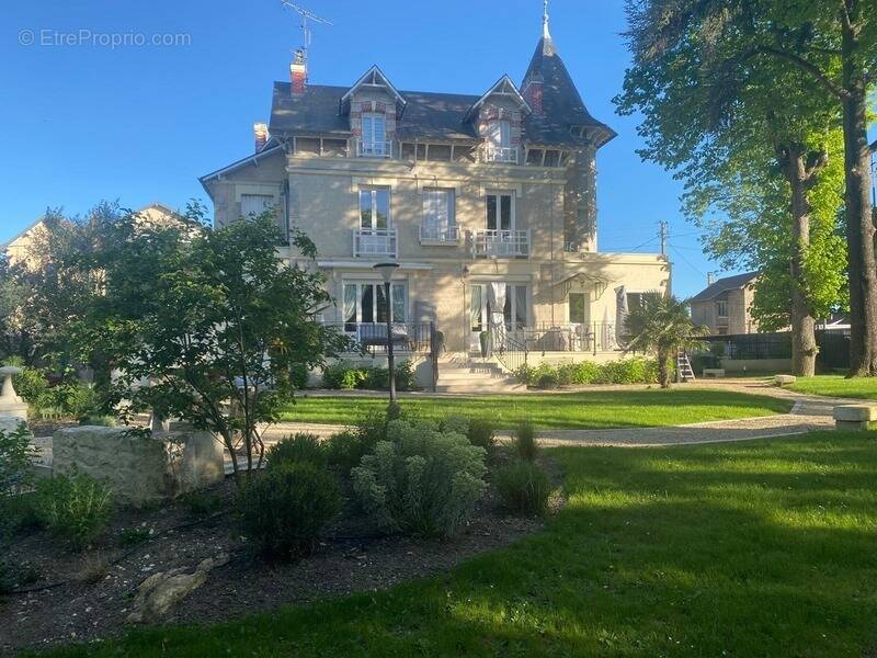 Maison à BEAUMONT-SUR-OISE