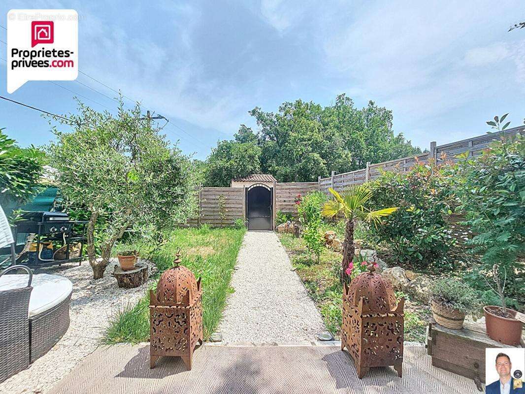 TRES BELLE MAISON DUPLEX jumelée 3 pièces avec Jardin et Place de parking dans résidence - photo 4