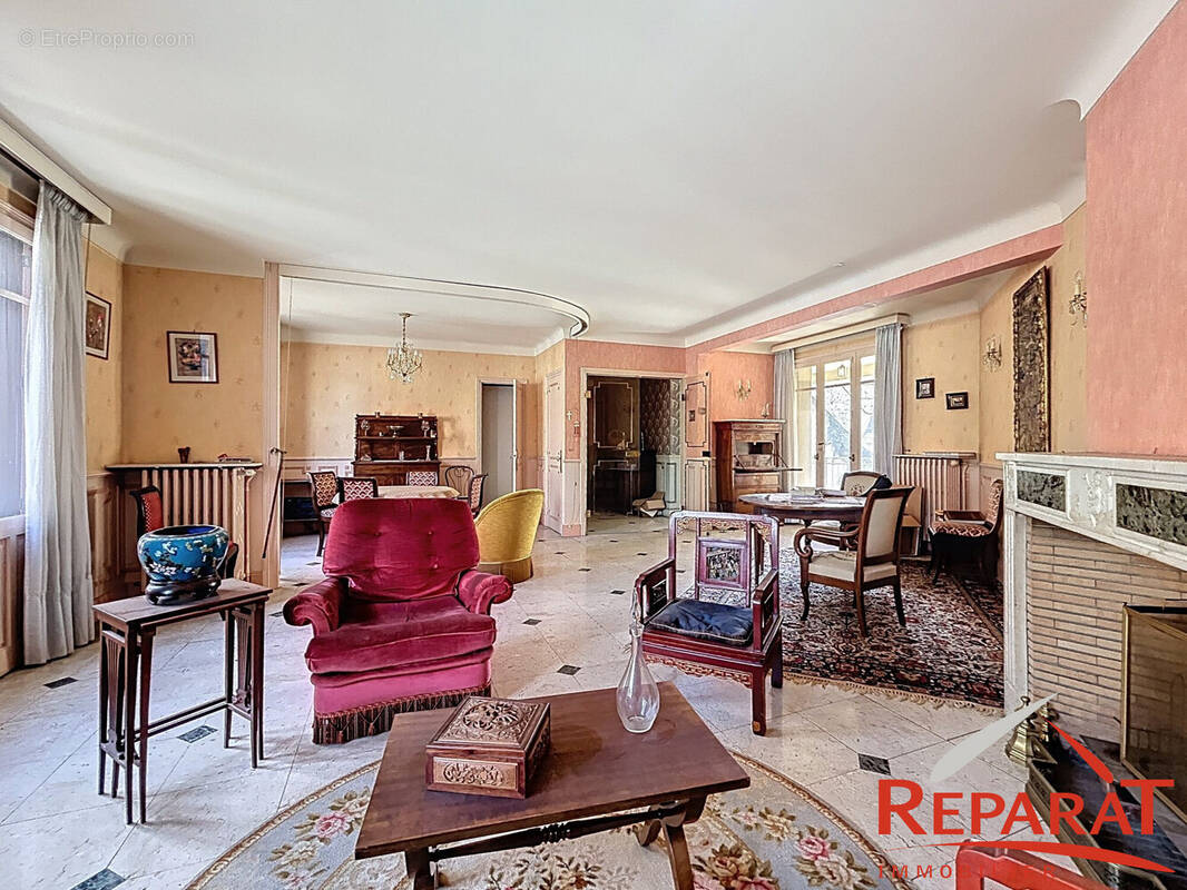 Appartement à OBJAT