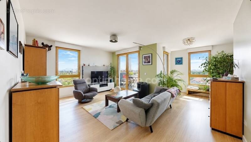 Appartement à AUBERVILLIERS