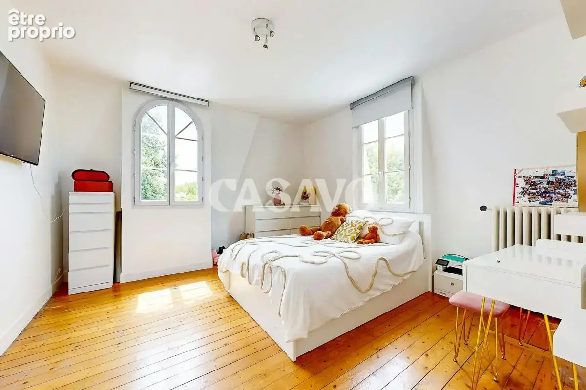 Vente Maison 9 pièces de 330m² - 94120 Fontenay-sous-Bois - photo 13