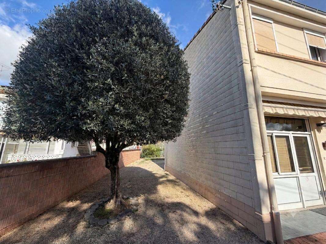 Maison 5 pièces / 114 m² / 148 000 EUR / CASTRES - photo 14