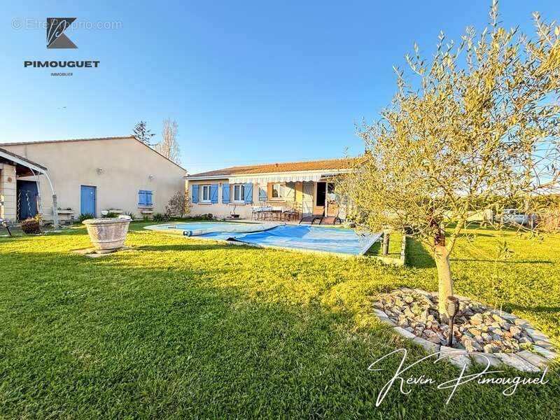 Maison à SAINT-MAGNE-DE-CASTILLON