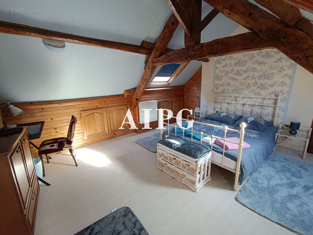 Maison à MUR-DE-BRETAGNE