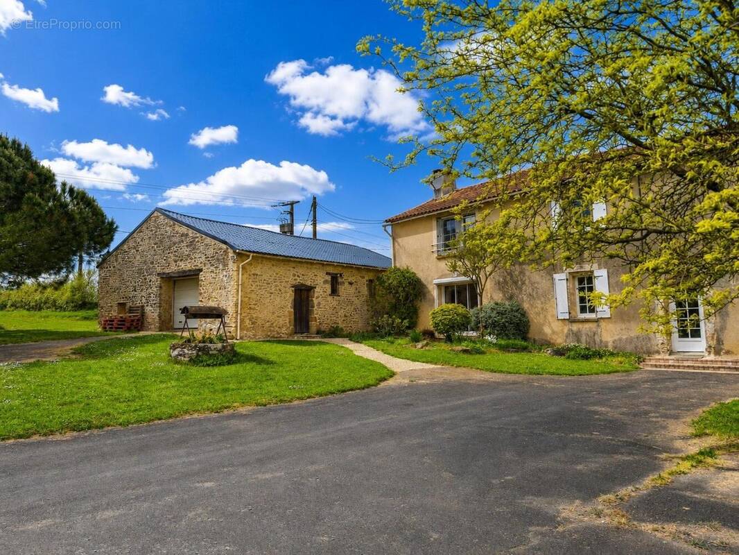 Photo 1 - Maison à CEZAIS