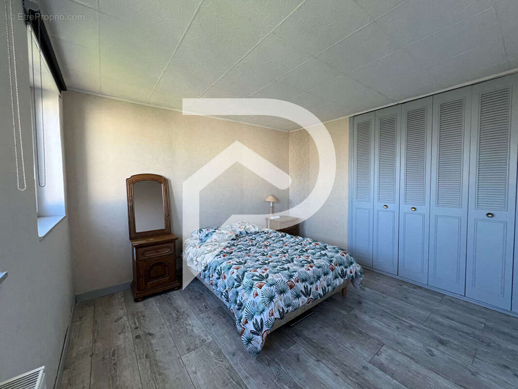 Appartement à COIGNIERES