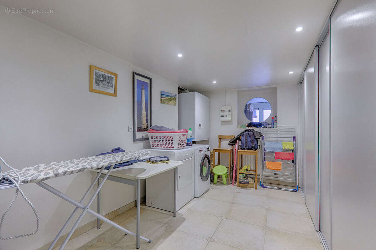 Maison à FONTENAY-LE-FLEURY